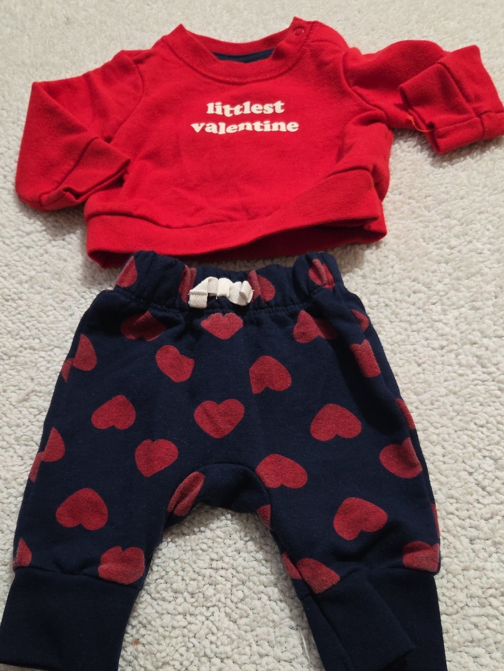 CAT & JACK 2PC VALENTINES DAY OUTFIT
